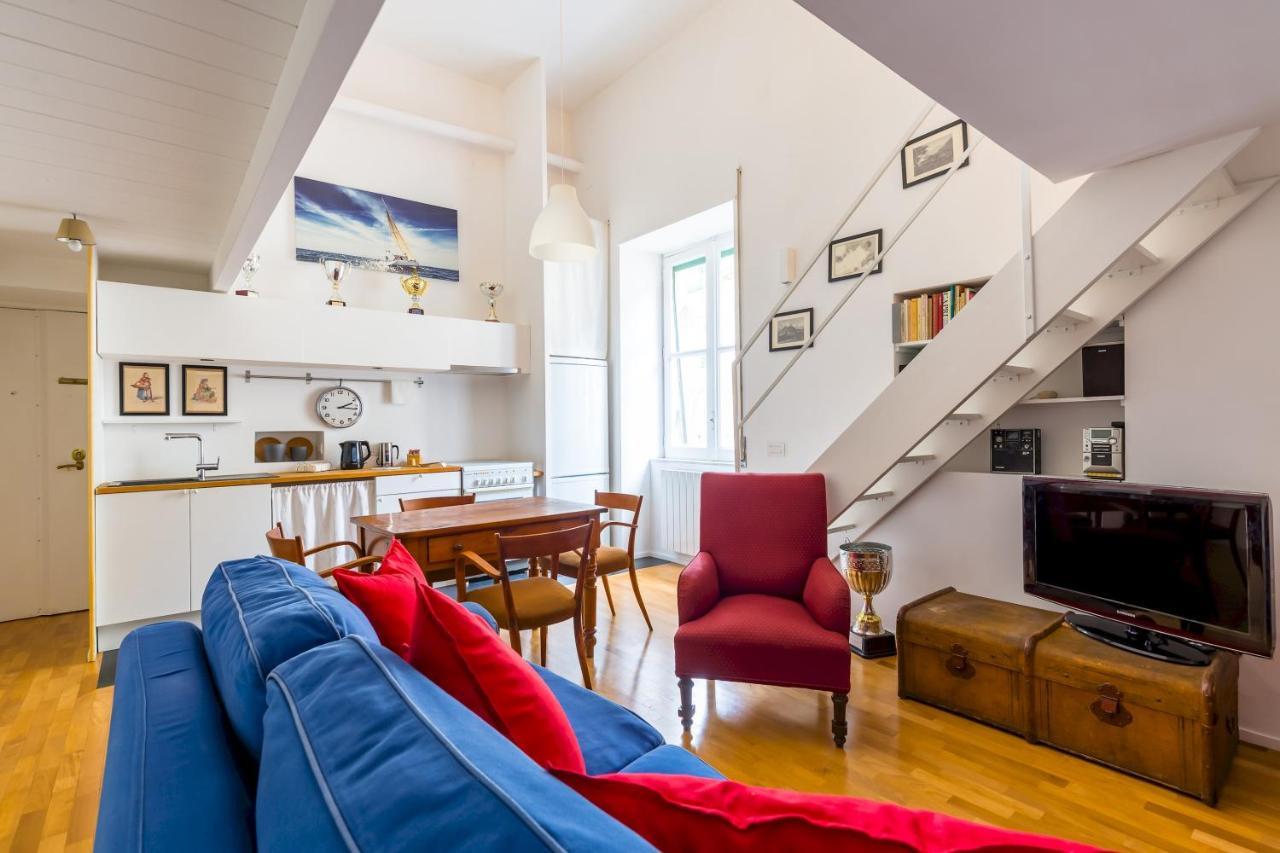 Grifeo - Quiet And Relaxing Flat On Panoramic Route Apartment Naples Luaran gambar